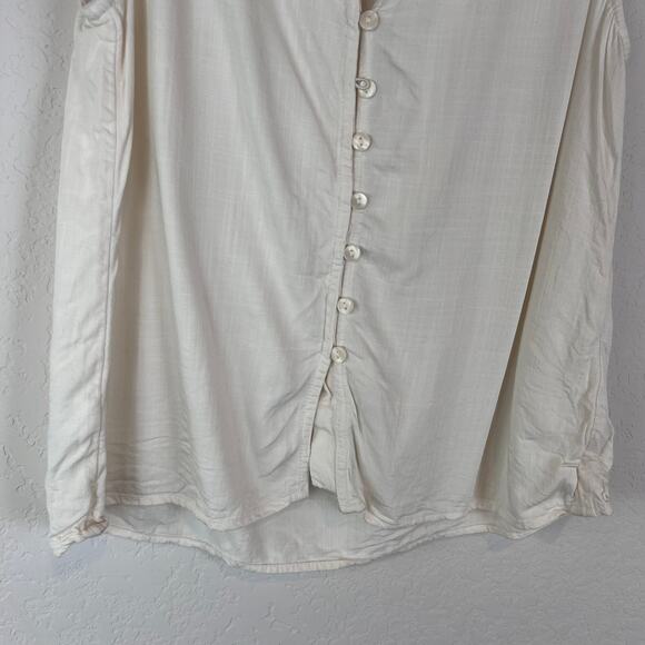 Ann Taylor Factory Button Up Sleeveless Top size XXSP Ruffles Ivory - Picture 2 of 6